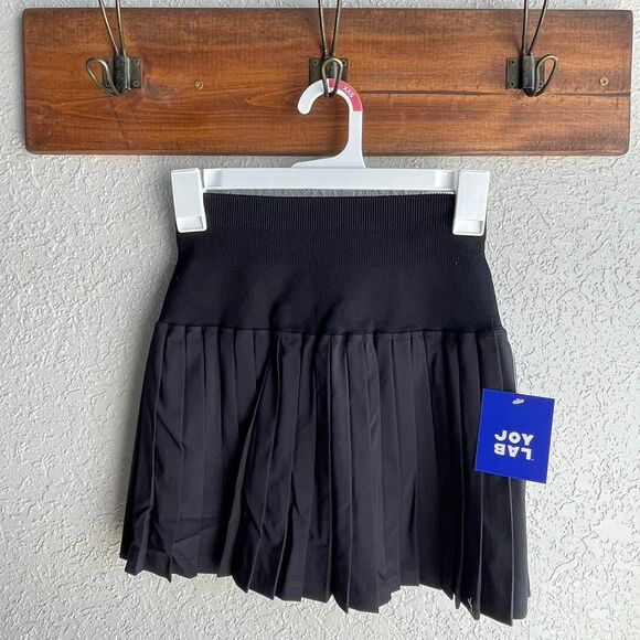 JoyLab Black Skater Mini Skirt – Pleated Athletic Style - Picture 2 of 6